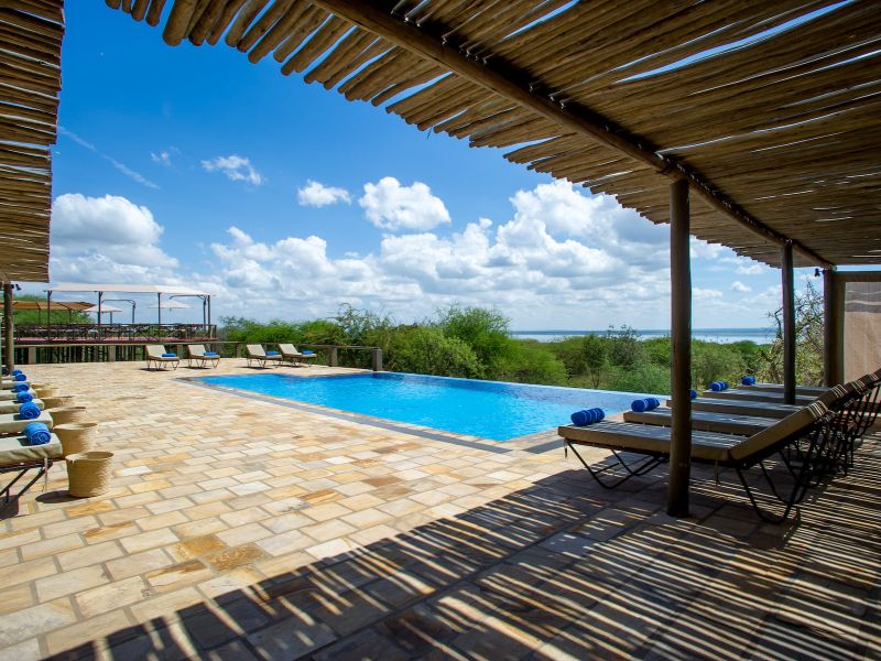 Swimmingpool der Lake Burunge Tented Lodge
