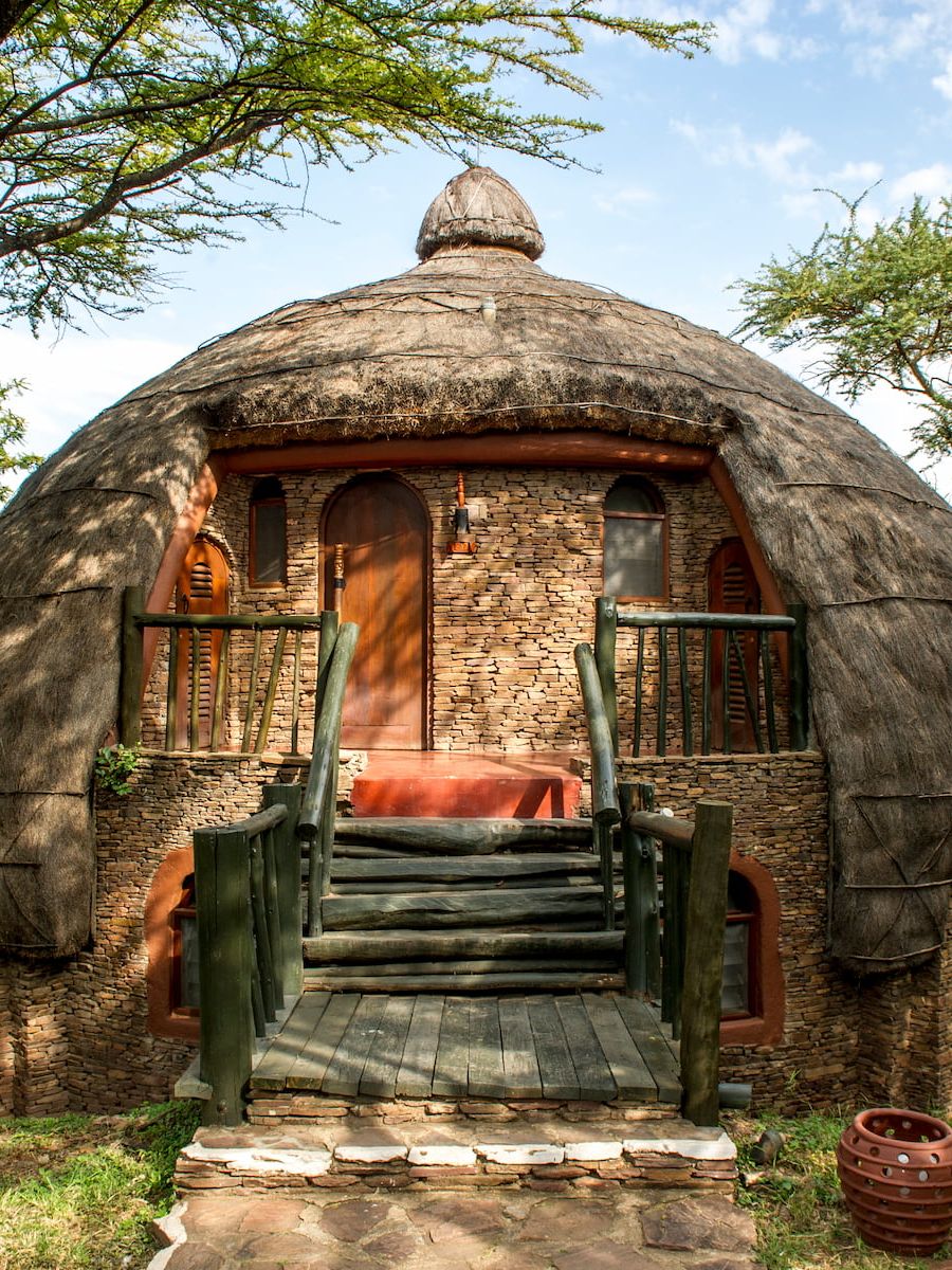 Bungalows der Serengeti Serena Safari Lodge