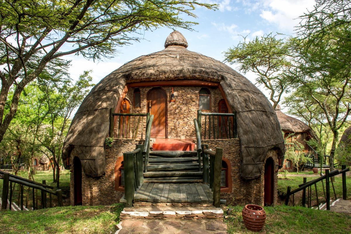 Bungalows der Serengeti Serena Safari Lodge