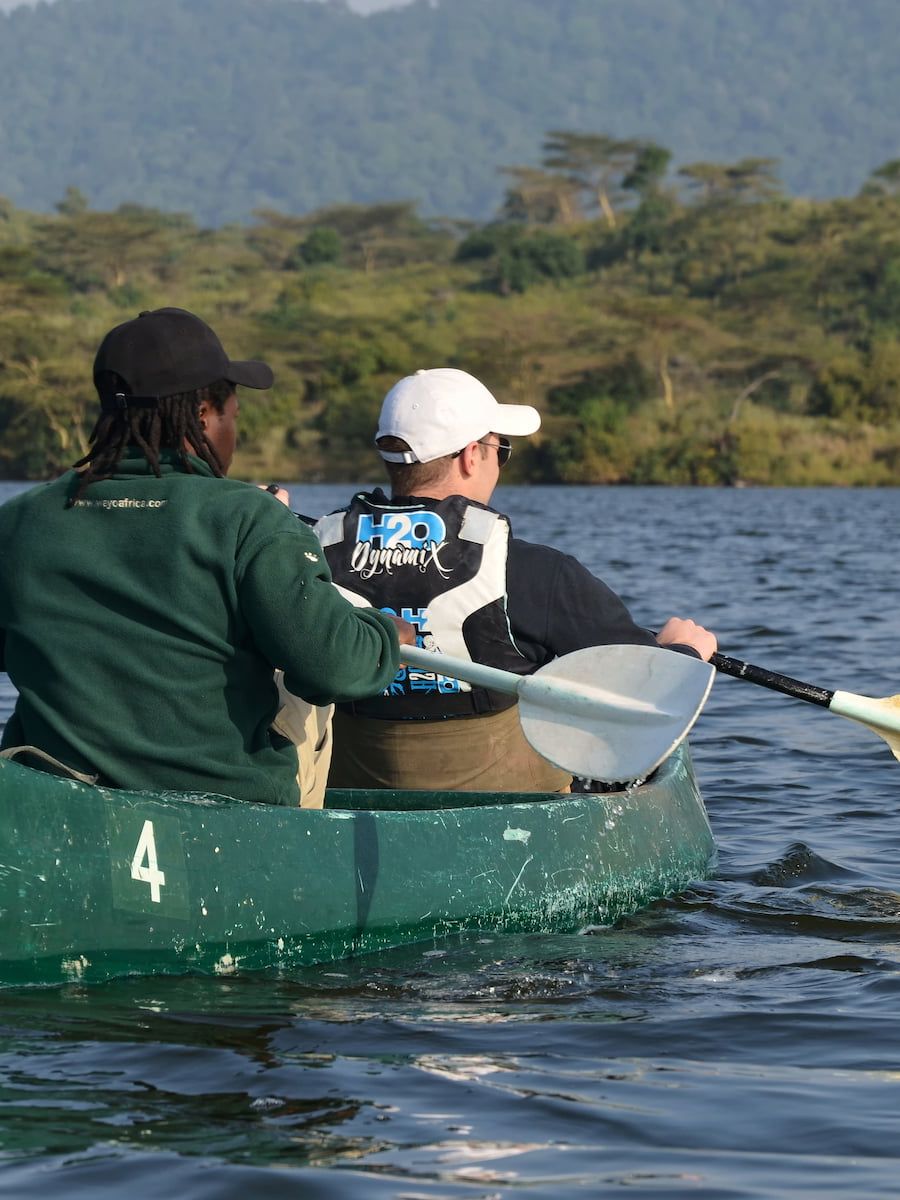 Kanufahrt im Arusha Nationalpark